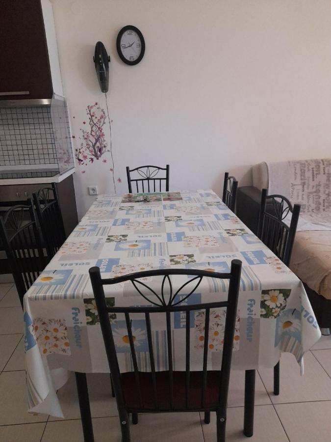 Christina Apartment Νεα Περαμοσ Néa Péramos Εξωτερικό φωτογραφία